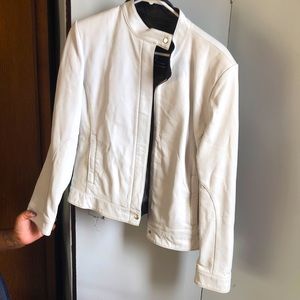 Women’s leather coat